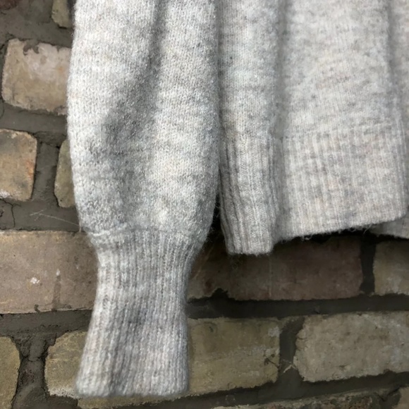 Mock Turtleneck Sweater Grey Pink Tapered Sleeve Soft - Picture 3 of 7